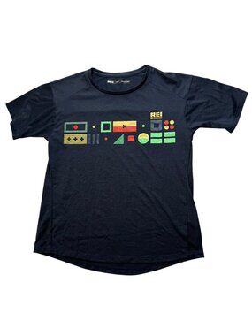 REI Adventures T Shirt Blue Game Buttons. Size Small Short Sleeve